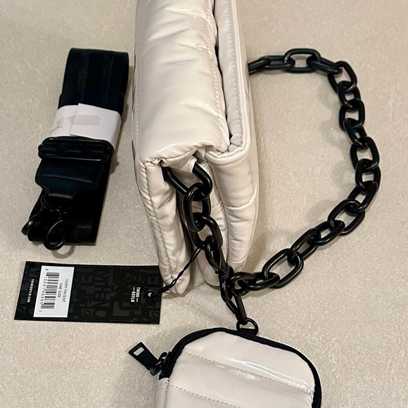 NWT  THINK ROYLN Downtown Crosswalk - Ivory Patent - Picture 4 of 12